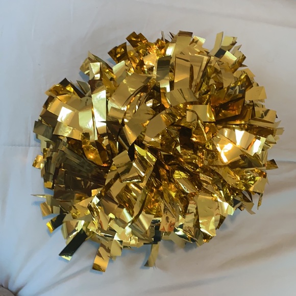 Cheerleading Pom poms - Picture 2 of 4